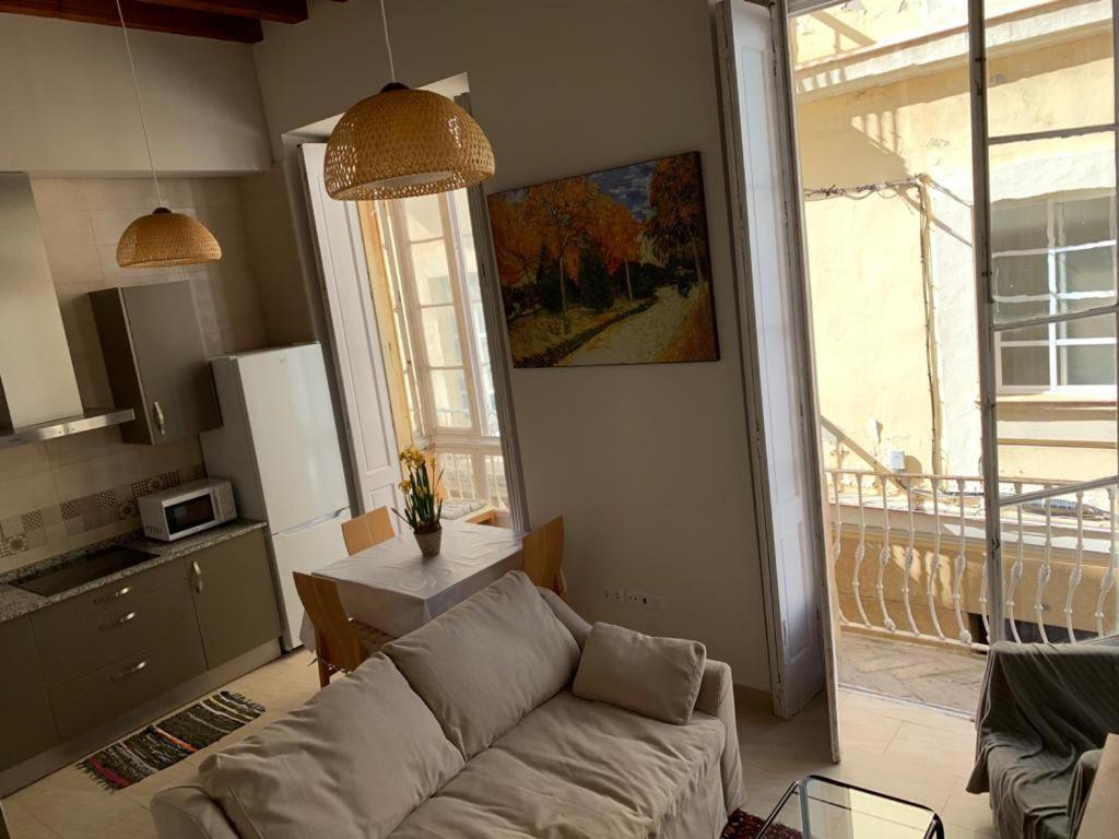 Apartamentos Valverde Cadiz 1 - A Exterior photo